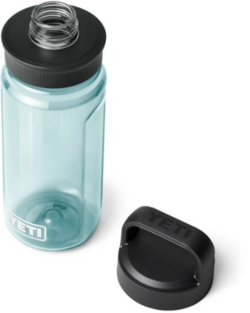 YETI Yonder Water Bottle with Yonder Chug Cap - 20 fl. oz. 3