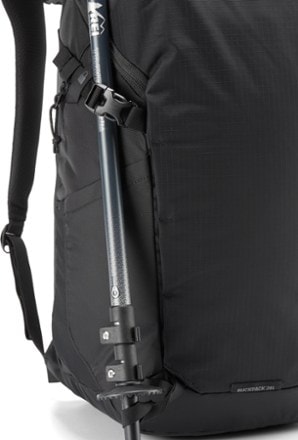 REI Co-op Ruckpack 28 Recycled Daypack - Men's Trekking pole not included