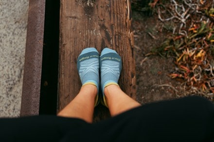 Location Image for Run No-Show Tab Ultralightweight Cushion Socks - Women's