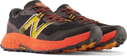 ZAPATILLAS DE RUNNING - TRAIL New Balance FRESH FOAM X MORE TRAIL V2 - Zapatillas  trail mujer garnet - Private Sport Shop