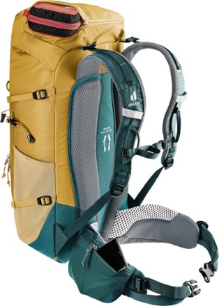 Deuter Trail 30 Pack - Men's 4