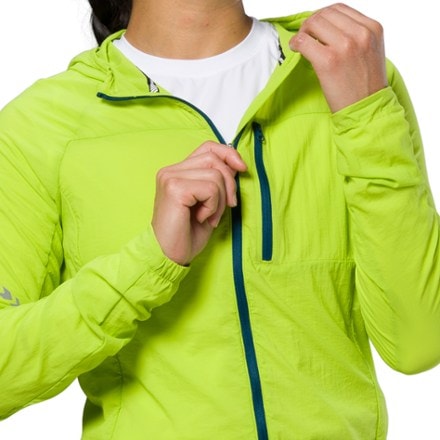 Nathan Stealth Jacket 2.0 - Women's 7