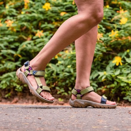 Teva Terra Fi 5 Universal Sandals - Women's 7