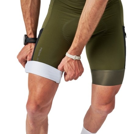 PEARL iZUMi Expedition Pro Cycling Bib Shorts - Men's 9