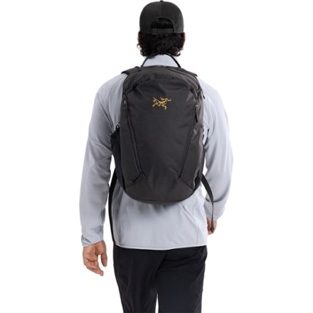 Arc'teryx Mantis 26 L Pack 1