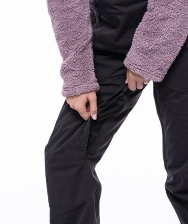 686 Black Magic Bib Snow Pants - Women's 10