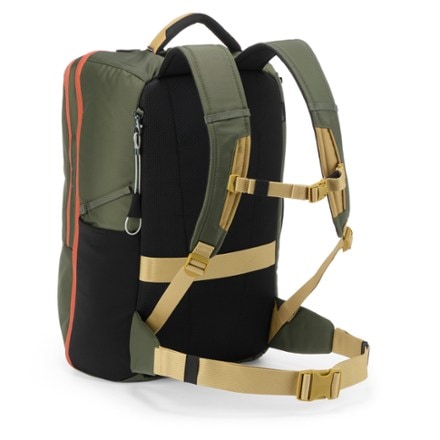 Sherpani Santiago 35 L Travel Pack 10