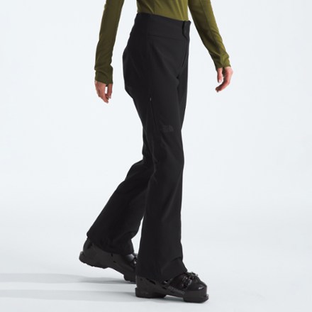 The North Face Snoga Pants - Women's 4