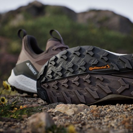 adidas Terrex Free Hiker 2.0 Low Hiking Shoes - Women's 10