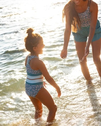 Nani Mini Cut Back Crop Swimsuit Set - Girls' 6