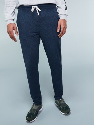 vuori mens joggers