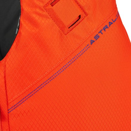 Astral YTV 2.0 PFD 5