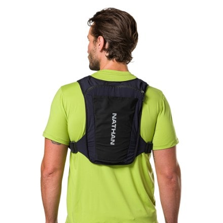 Nathan Quick Start 3.0 4 L SF Hydration Vest 2