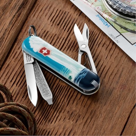 Swiss Army Classic SD Knife - National Park Edition 3