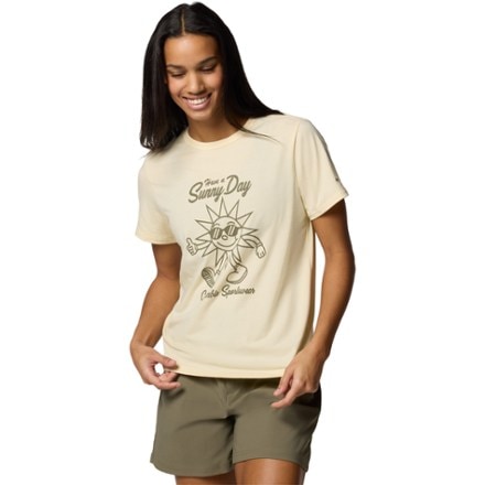 Columbia Sun Trek Graphic Shirt III - Women's 4