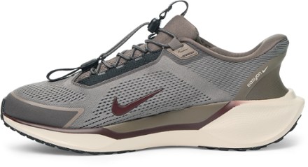 Nike Pegasus Easy-On Road-Running Shoes - Men's 5