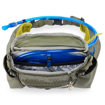 CamelBak M.U.L.E. 5 Hydration Waist Pack 3