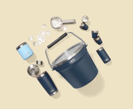 YETI Rambler Cocktail Shaker 8