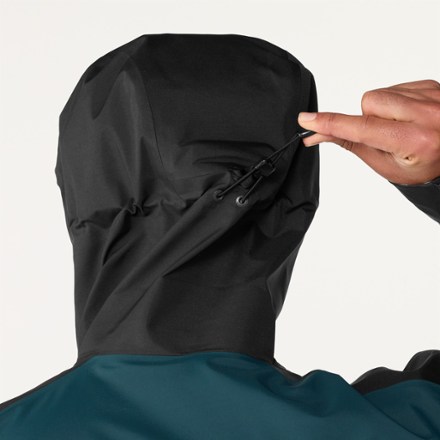 Arc'teryx Beta Jacket - Men's 5