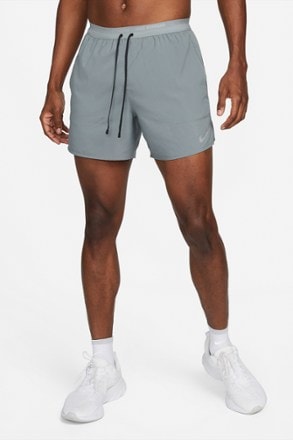 Nike Stride 5" Shorts - Men's 3