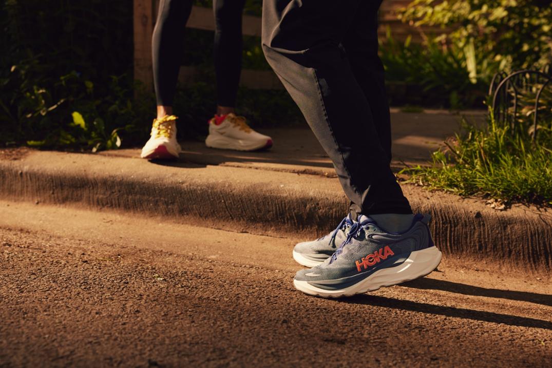 Location Image for Gaviota 6 Road-Running Shoes - Men's