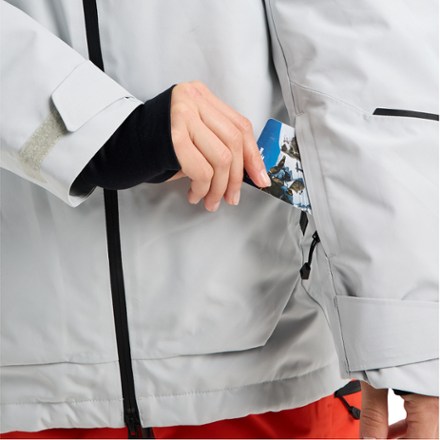 Burton Reserve GTX 2L Insulated Jacket - Women's 7