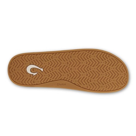 OluKai Konea Slippers - Women's 3