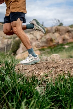 Altra Outroad 2 Trail-Running Shoes - Men's 4