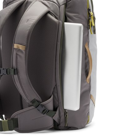 Cotopaxi Allpa 42 L Travel Pack 7