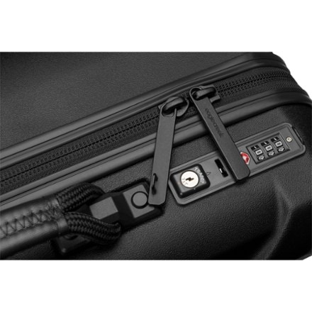 Eagle Creek Tarmac 4-Wheel 26" Luggage 9