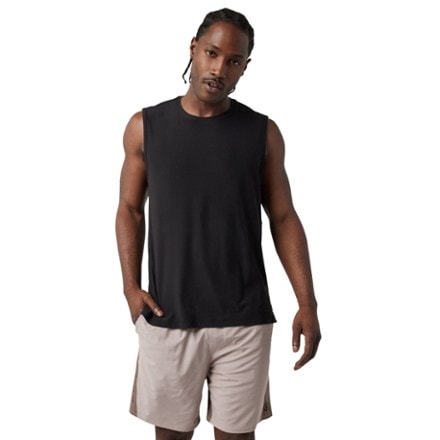 Vuori Strato Muscle T-Shirt - Men's 1