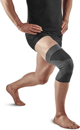 14 Best Knee Braces in 2024 for Extra Support, Per Experts