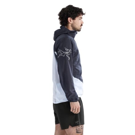 Arc'teryx Norvan Windshell Hoody - Men's 4