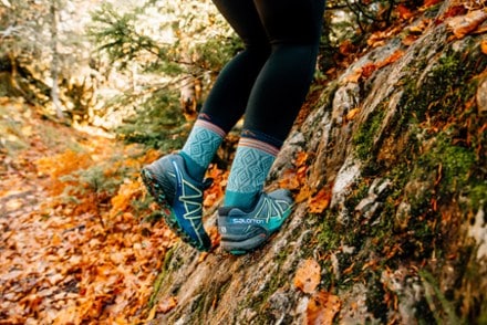 Darn Tough Sobo Micro Crew Lightweight Hiking Socks - Women's 5