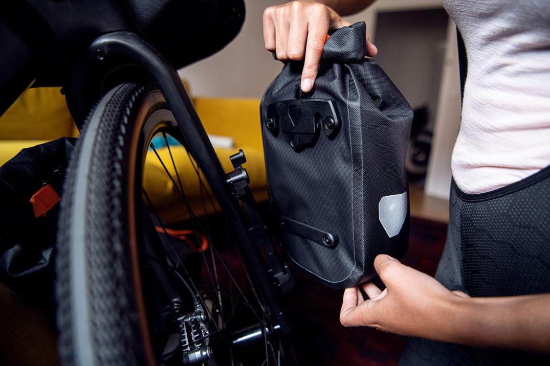 Location Image for Fork-Pack 5.8 L Pannier - Single