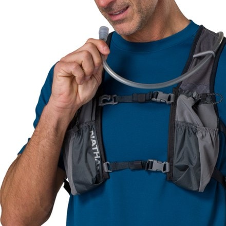 Nathan TrailMix 12-Liter 2.0 Hydration Vest 8