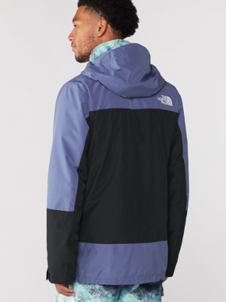 Rei north cheap face thermoball