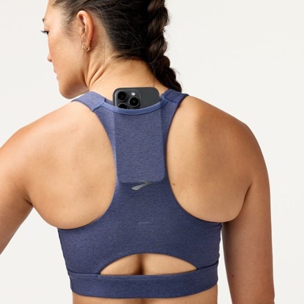 Brooks Luxe Pocket Sports Bra 6