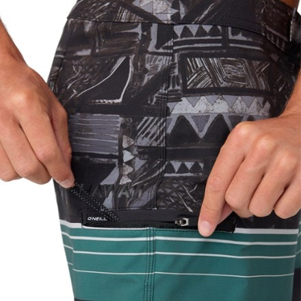 O'Neill Hyperfreak Heat Hawaii 20" Board Shorts - Men's 3