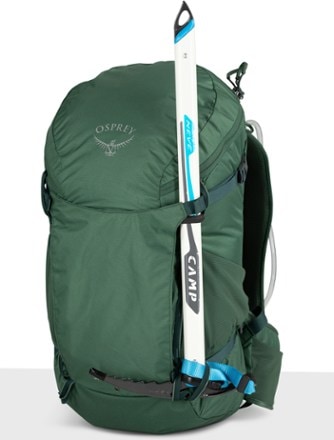 Osprey Skarab 30 Hydration Pack - Men's Ice axe not included.