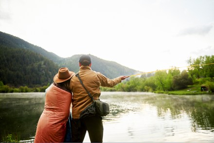 Location Image for Original Puffy Recycled Blanket