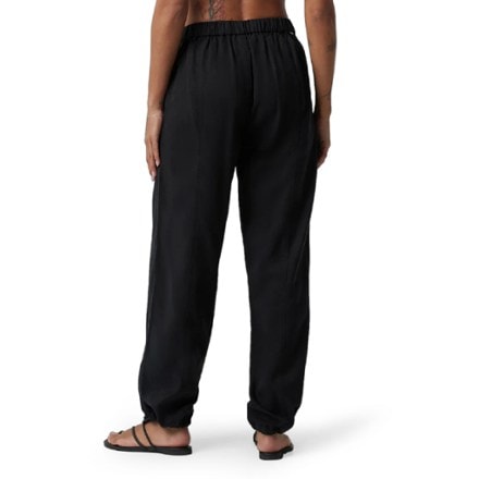 Vuori Coastline Pants - Women's 1