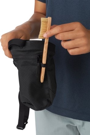 Arc'teryx Ion Chalk Bag 2