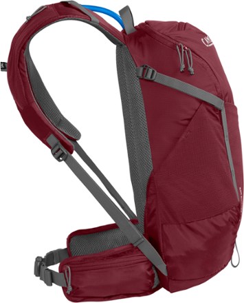 CamelBak Rim Runner X20 Hydration Pack - Women's 4