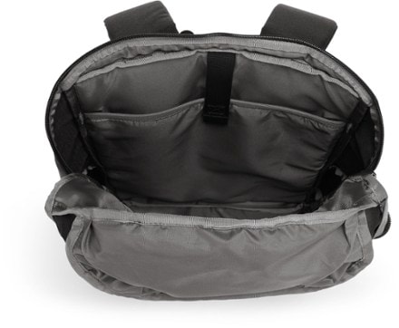 Patagonia Black Hole Pack - 25 L 5