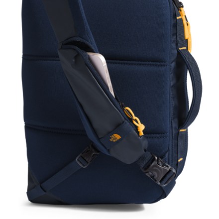 The North Face Base Camp Voyager Sling 5