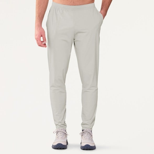 Model info: Height: 6'1" | Waist: 31" | Inseam: 32" | Wearing size: M