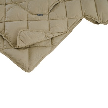 Therm-a-Rest Honcho Poncho Down 3