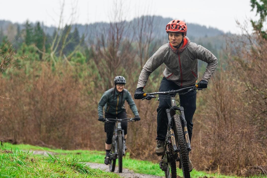 Location Image for Engage Mips Bike Helmet