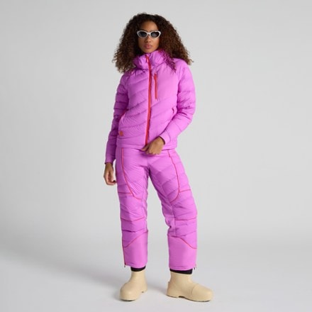 SENIQ Wild Puff Packable Down Hoodie - Women's 2